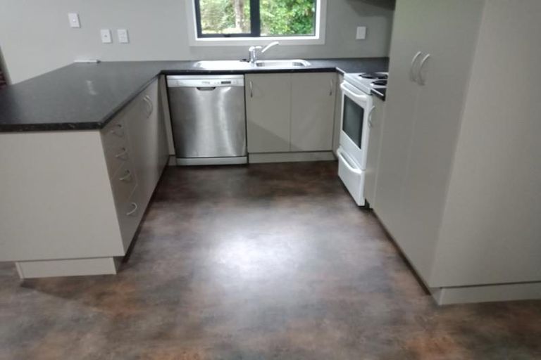 Photo of property in 8 Aratika Grove, Stokes Valley, Lower Hutt, 5019