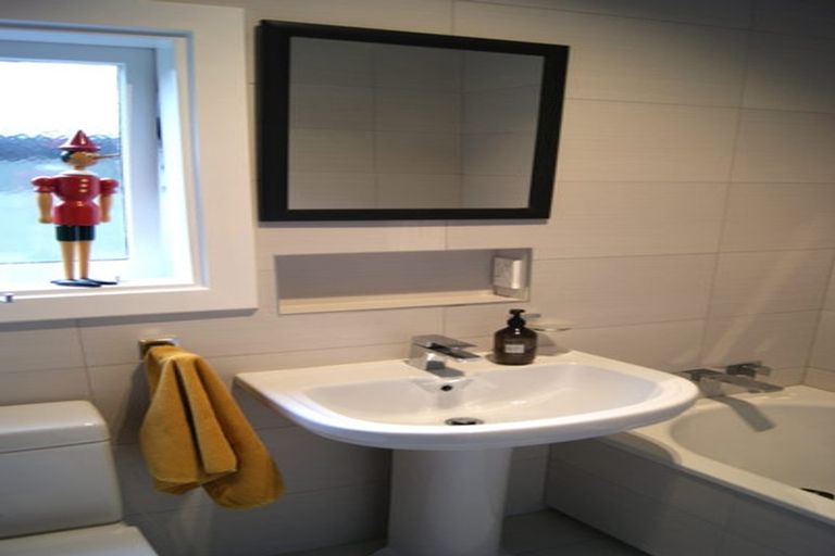 Photo of property in 7 Masefield Way, Karori, Wellington, 6012