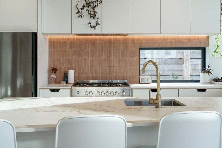 Photo of property in 17 Doug Ledgerwood Drive, Wanaka, 9305