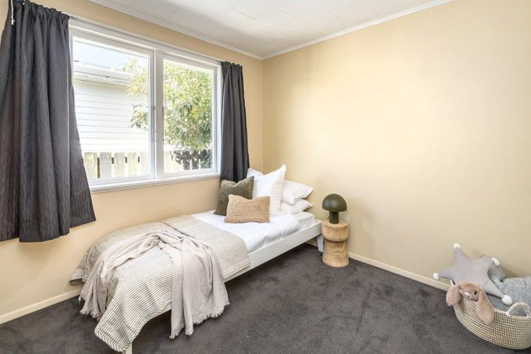 Photo of property in 44 Woodward Street East, Featherston, 5710