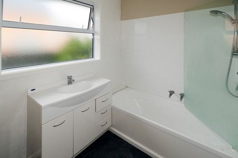 Photo of property in 2/37 Purchas Street, St Albans, Christchurch, 8014