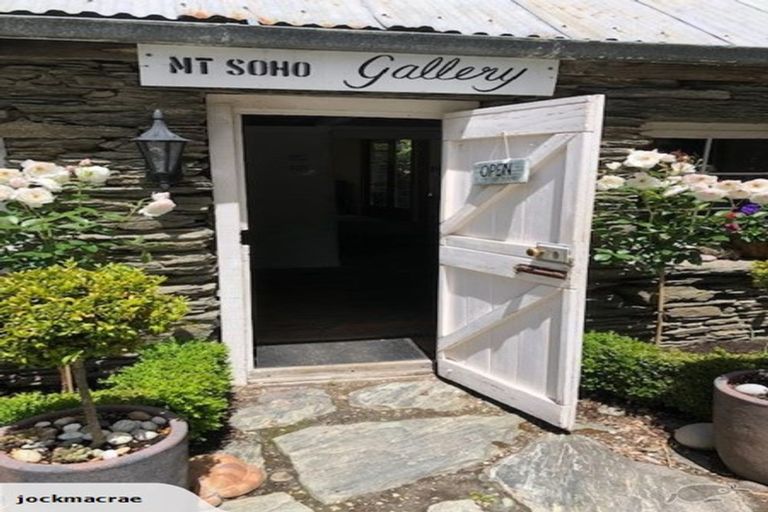 Photo of property in 62 Manse Road, Arrowtown, 9302