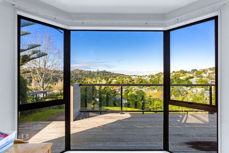 Photo of property in 45 Stillwater Crescent, Stillwater, Silverdale, 0993