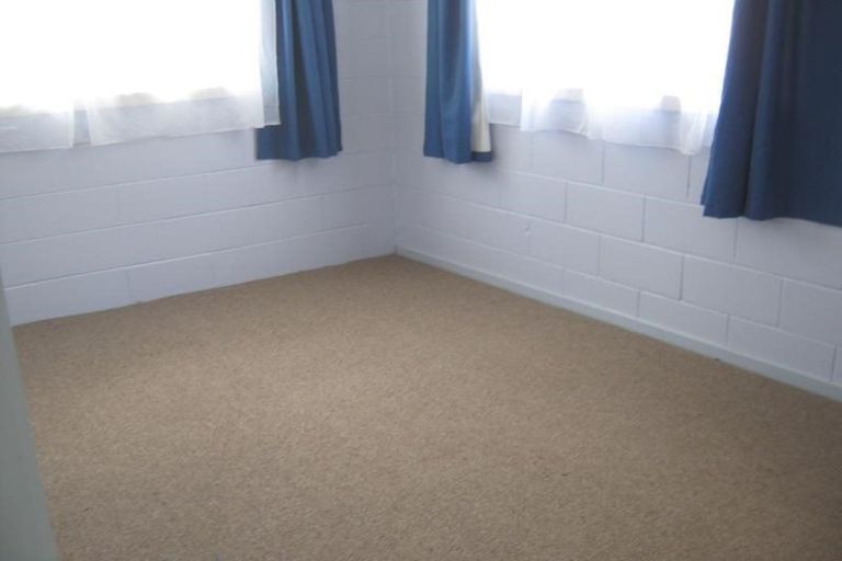 Photo of property in 3/9 Paris Place, Birkenhead, Auckland, 0626