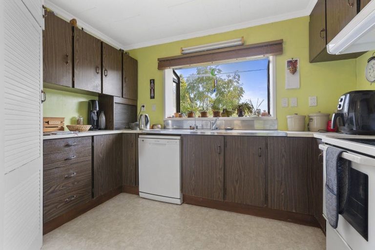 Photo of property in 1 Cannon Street, Westown, New Plymouth, 4310