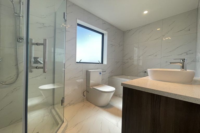 Photo of property in 1c Koromiko Street, New Lynn, Auckland, 0600