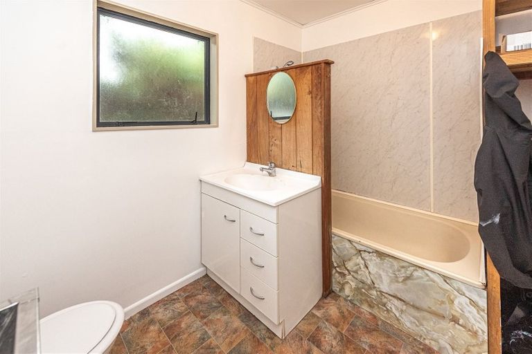 Photo of property in 49 Rangiora Street, Castlecliff, Whanganui, 4501