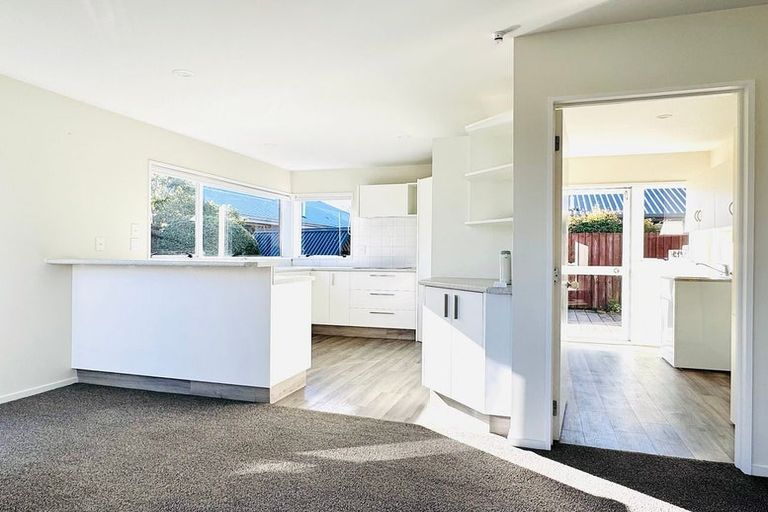 Photo of property in 8 Thornlea Place, Halswell, Christchurch, 8025