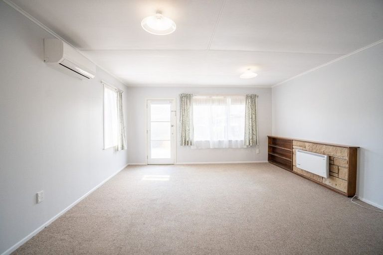 Photo of property in 360 College Street, West End, Palmerston North, 4410