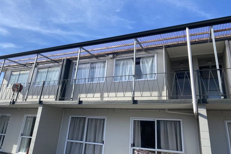 Photo of property in 7/3 Tralee Place, Hillcrest, Hamilton, 3216