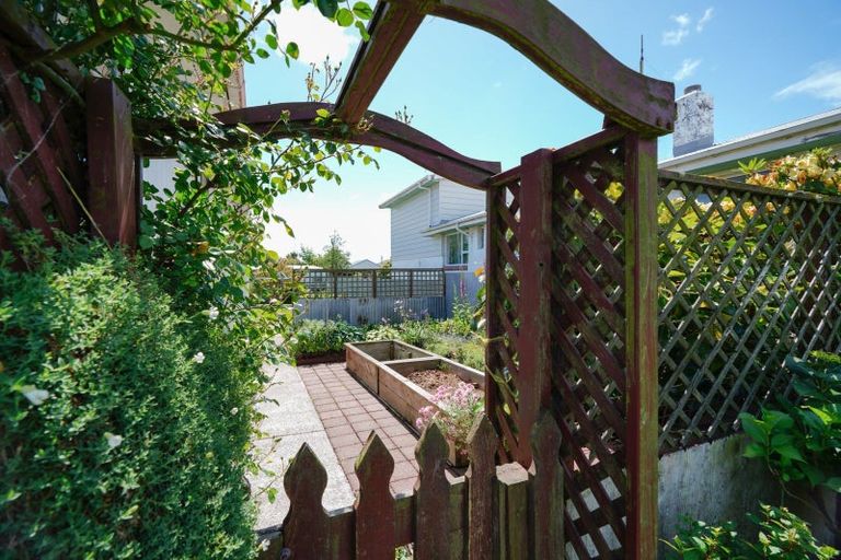 Photo of property in 52 Nichol Street, Heidelberg, Invercargill, 9812