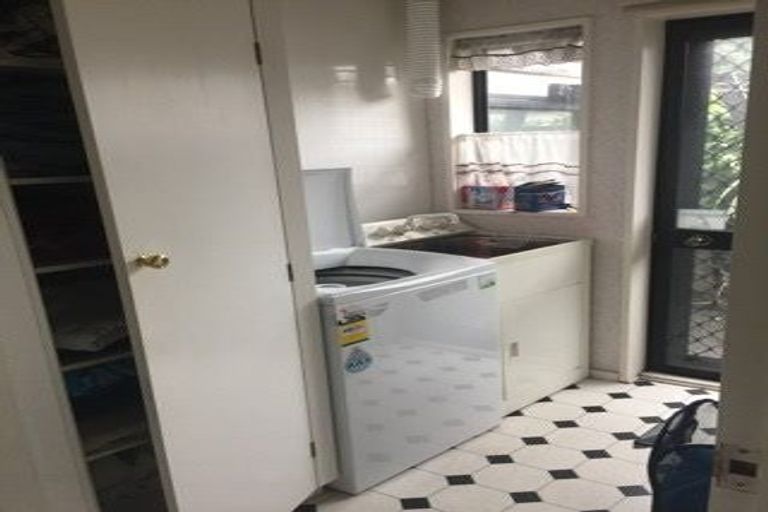 Photo of property in 1/3 Colombo Street, Cashmere, Christchurch, 8022