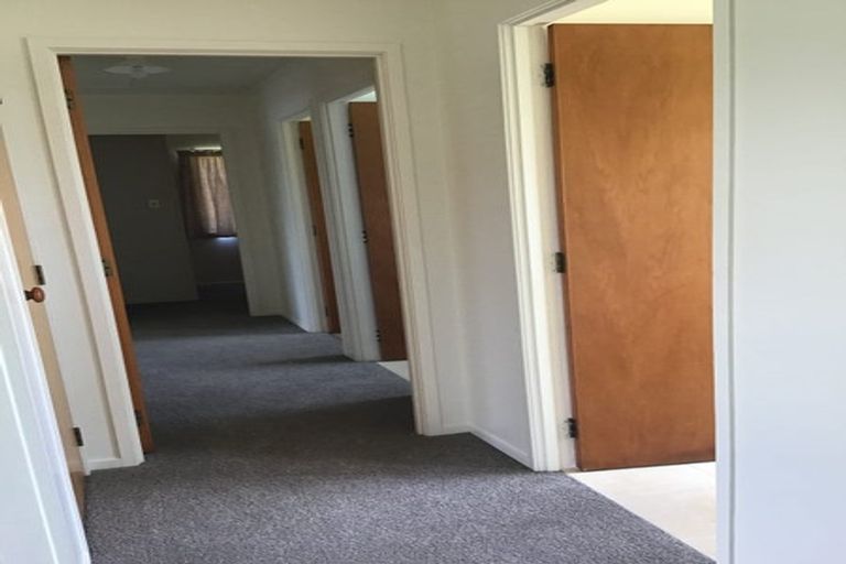 Photo of property in 6 Okere Place, Tikipunga, Whangarei, 0112