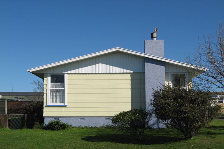 Photo of property in 16/16a Fergusson Street, Marton, 4710