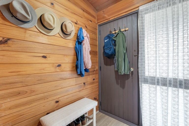 Photo of property in 26 Tangihua Road, Maungakaramea, Whangarei, 0178