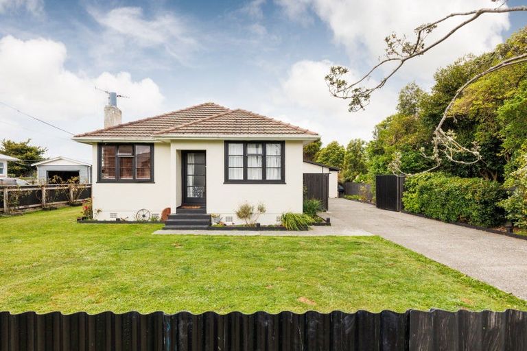 Photo of property in 47 Alexandra Street, Marton, 4710