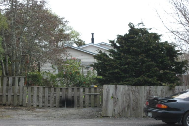 Photo of property in 70 Matai Street, Inglewood, 4330