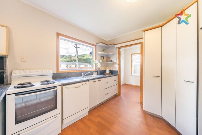 Photo of property in 1/14 Eldon Grove, Taita, Lower Hutt, 5019