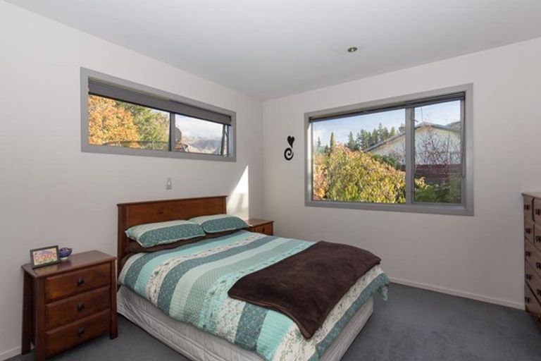 Photo of property in 19 Ragan Lane, Wanaka, 9305