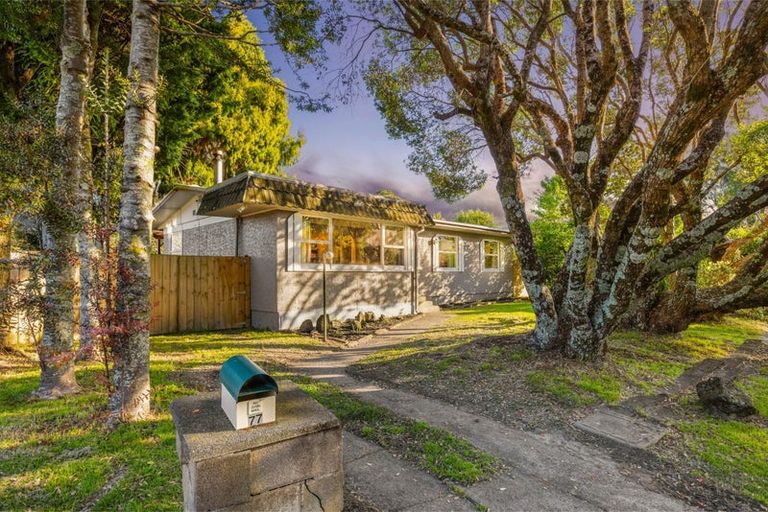 Photo of property in 77 Glen Marine Parade, Glendene, Auckland, 0602