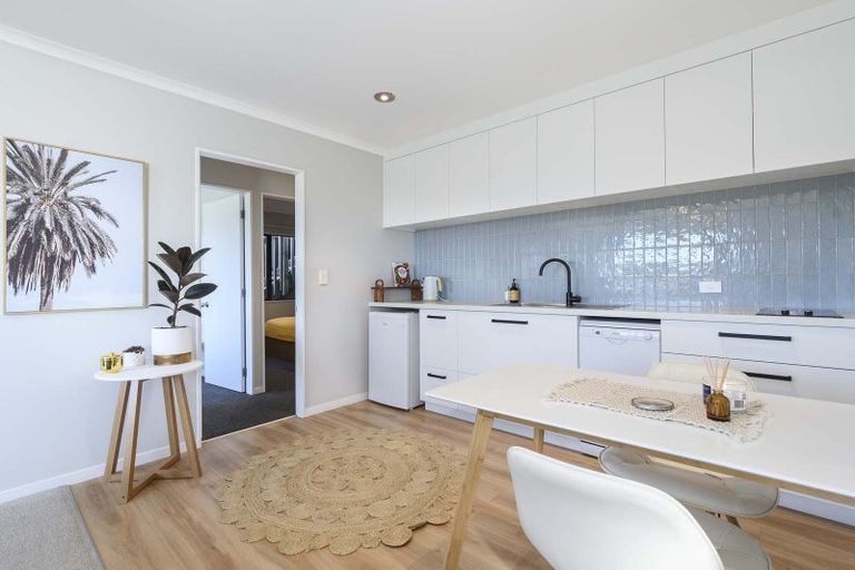 Photo of property in 30 Waipuna Grove, Welcome Bay, Tauranga, 3112