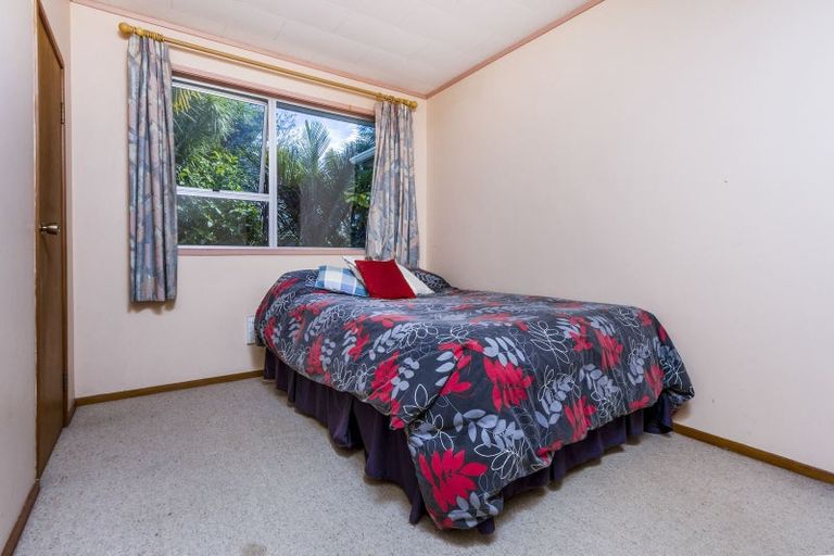 Photo of property in 41 Bayview Road, Bayview, Auckland, 0629