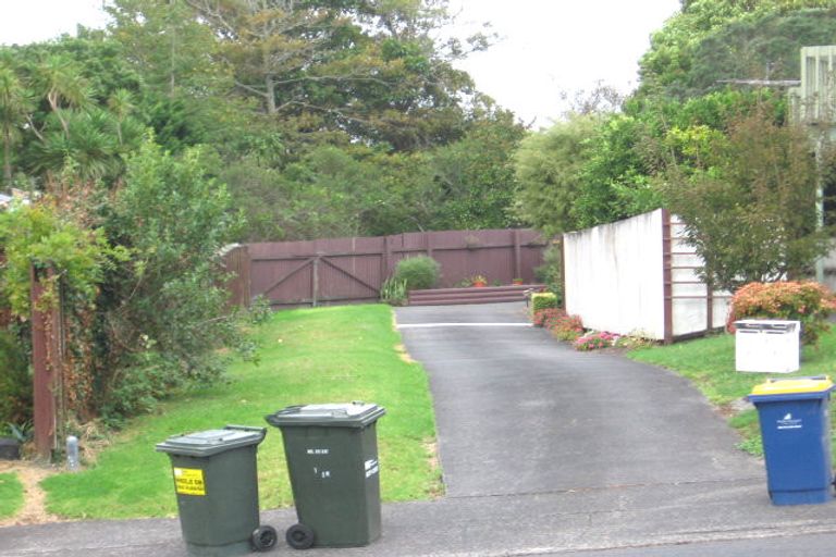 Photo of property in 1/39 Miltonia Avenue, Te Atatu South, Auckland, 0610