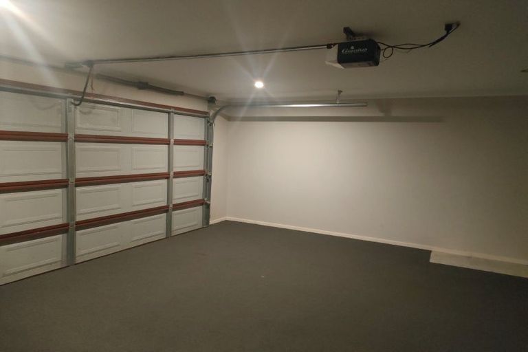 Photo of property in 1 Tavua Lane, Ranui, Auckland, 0612