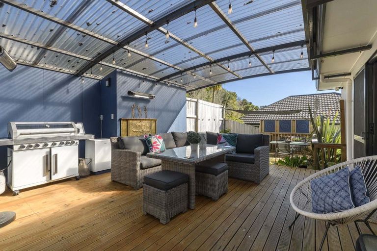 Photo of property in 30 Waipuna Grove, Welcome Bay, Tauranga, 3112