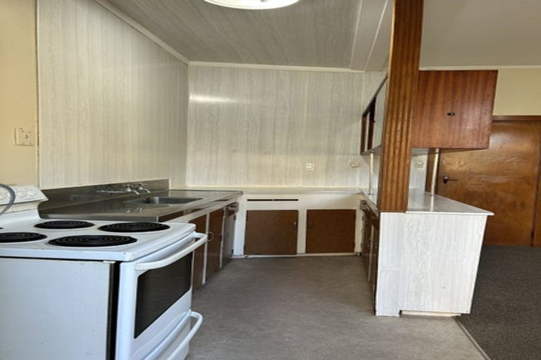 Photo of property in 34 The Parade, Island Bay, Wellington, 6023