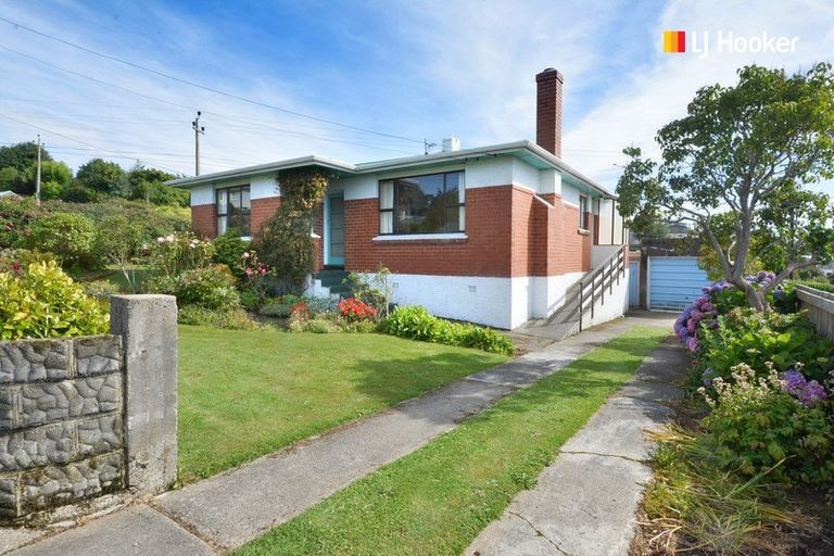 Photo of property in 18 Balmain Street, Halfway Bush, Dunedin, 9010