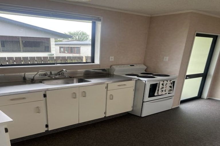 Photo of property in 19 Rigter Place, Enderley, Hamilton, 3214