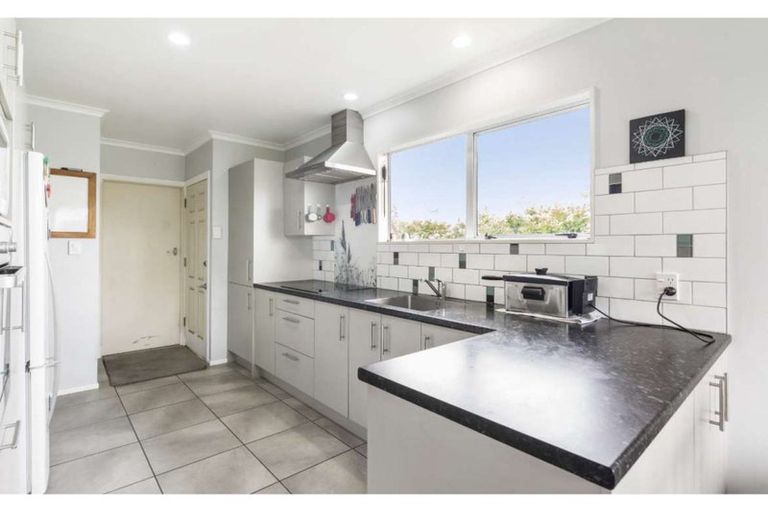 Photo of property in 26 Roseanne Road, Manurewa, Auckland, 2102