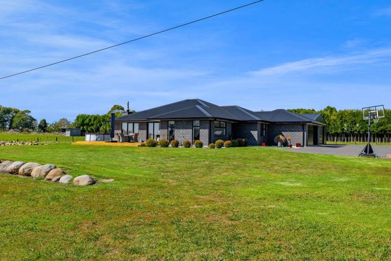 Photo of property in 123 Princess Street, Waitara, 4383