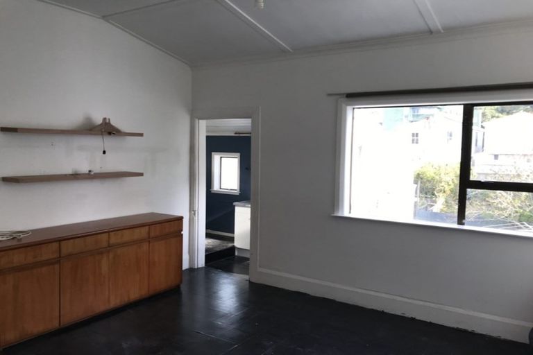 Photo of property in 214 Adelaide Road, Newtown, Wellington, 6021