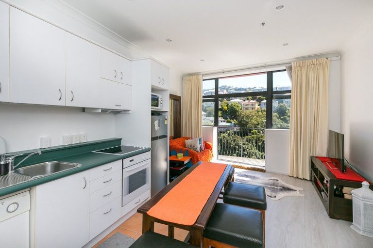 Photo of property in Terrace Garden Apartments, 8b/120 The Terrace, Wellington Central, Wellington, 6011