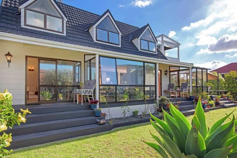 Photo of property in 14 Rogers Avenue, Eastern Beach, Auckland, 2012