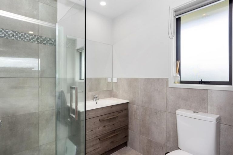 Photo of property in 60 Puhirake Crescent, Pyes Pa, Tauranga, 3112