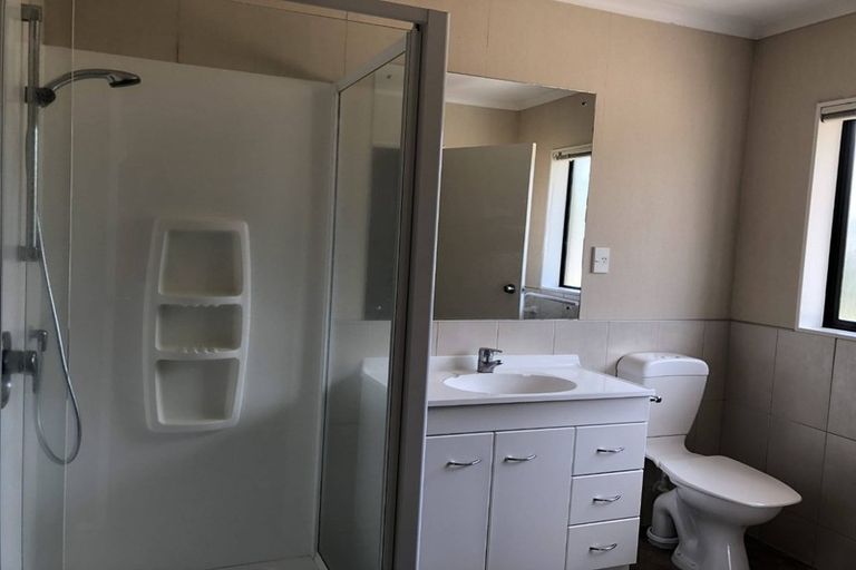 Photo of property in 20 Fergy Crescent, Wattle Downs, Auckland, 2103