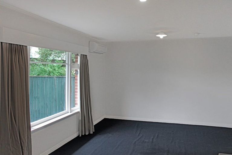 Photo of property in 17a Bradshaw Terrace, Riccarton, Christchurch, 8011