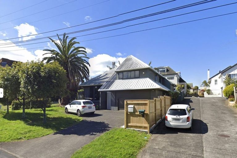 Photo of property in 1/25 Belmont Terrace, Milford, Auckland, 0620