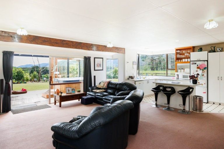 Photo of property in 71 Engles Road, Shannon, 4821