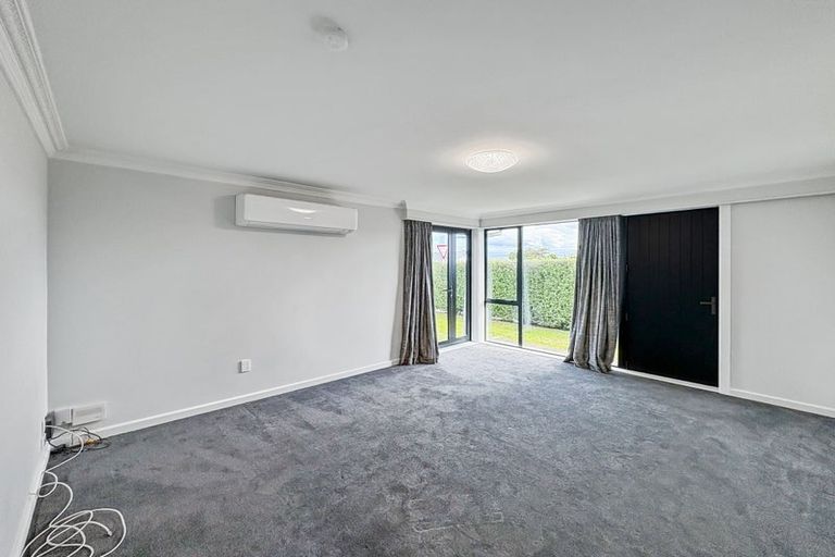 Photo of property in 1/2 Quinns Road, Shirley, Christchurch, 8013