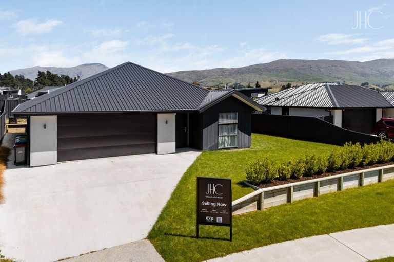 Photo of property in 6 Searle Drive, Cromwell, 9310