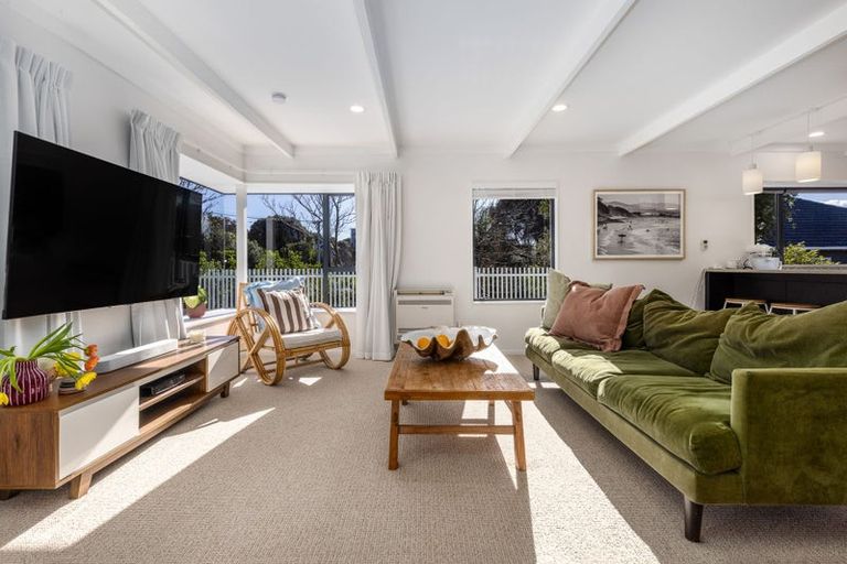 Photo of property in 300 Rosetta Road, Raumati Beach, Paraparaumu, 5032