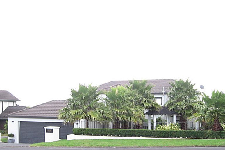 Photo of property in 11 Ullswater Place, Half Moon Bay, Auckland, 2012