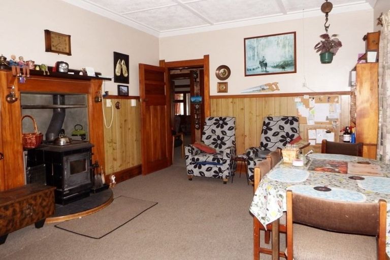 Photo of property in 17 Mill Street, Marton, 4710