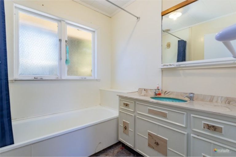 Photo of property in 9a Ranfurly Street, Trentham, Upper Hutt, 5018