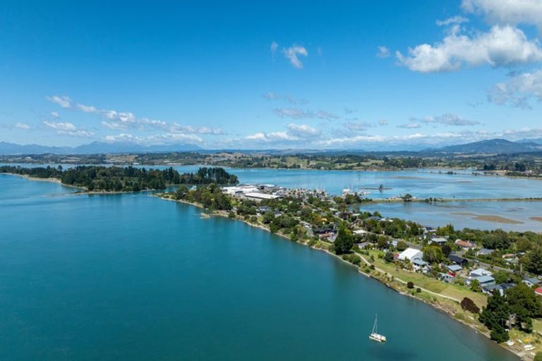 Photo of property in 105 Trewavas Street, Motueka, 7120