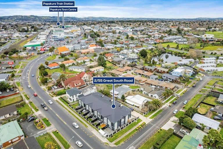 Photo of property in 2/55 Great South Road, Papakura, 2110